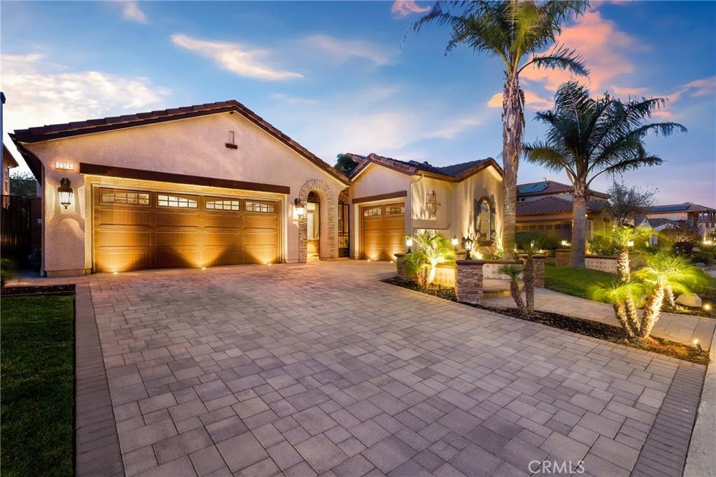 Orange, CA 92867,2571 N skytop CT
