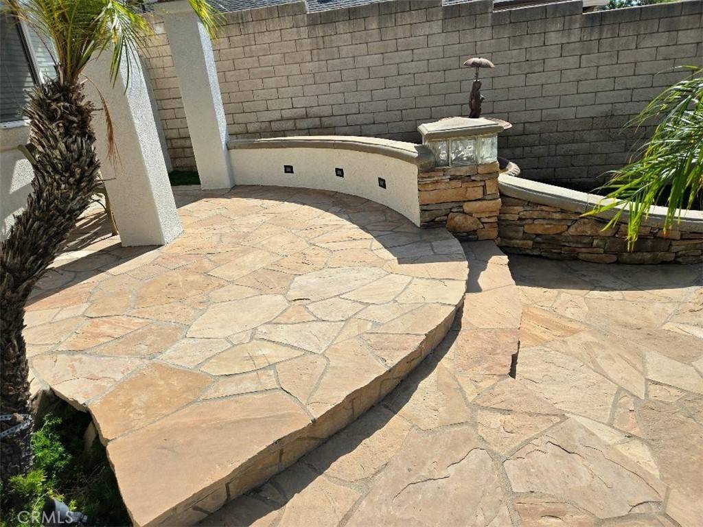 Placentia, CA 92870,1527 Evans LN