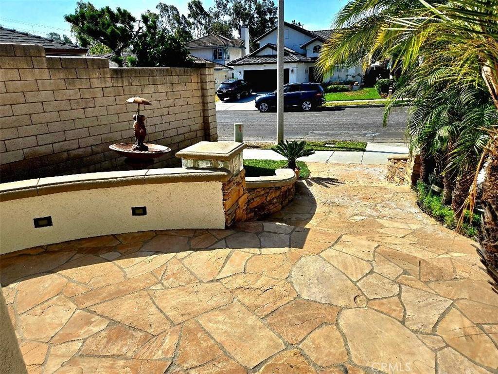 Placentia, CA 92870,1527 Evans LN