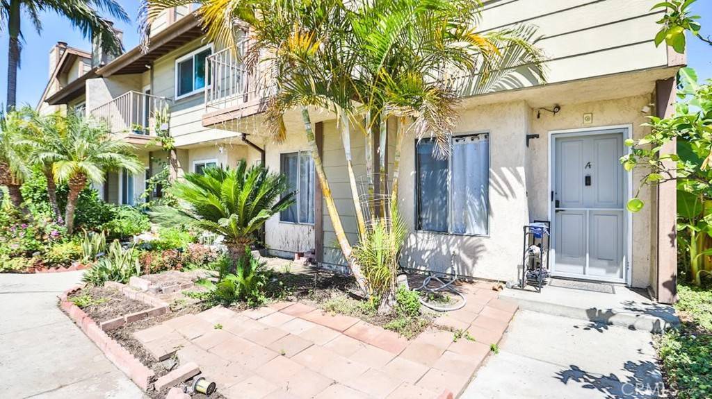 Santa Ana, CA 92703,206 N Newhope ST #206A