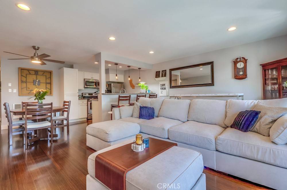 Long Beach, CA 90803,3609 E 2nd ST #303