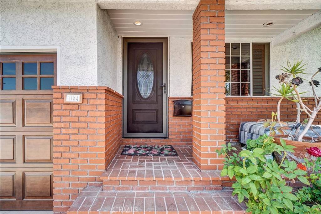 Wilmington, CA 90744,1104 Frigate