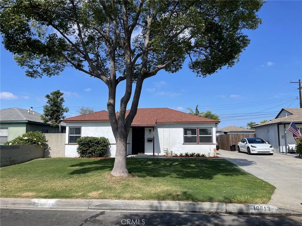 Santa Fe Springs, CA 90670,10813 Flallon AVE