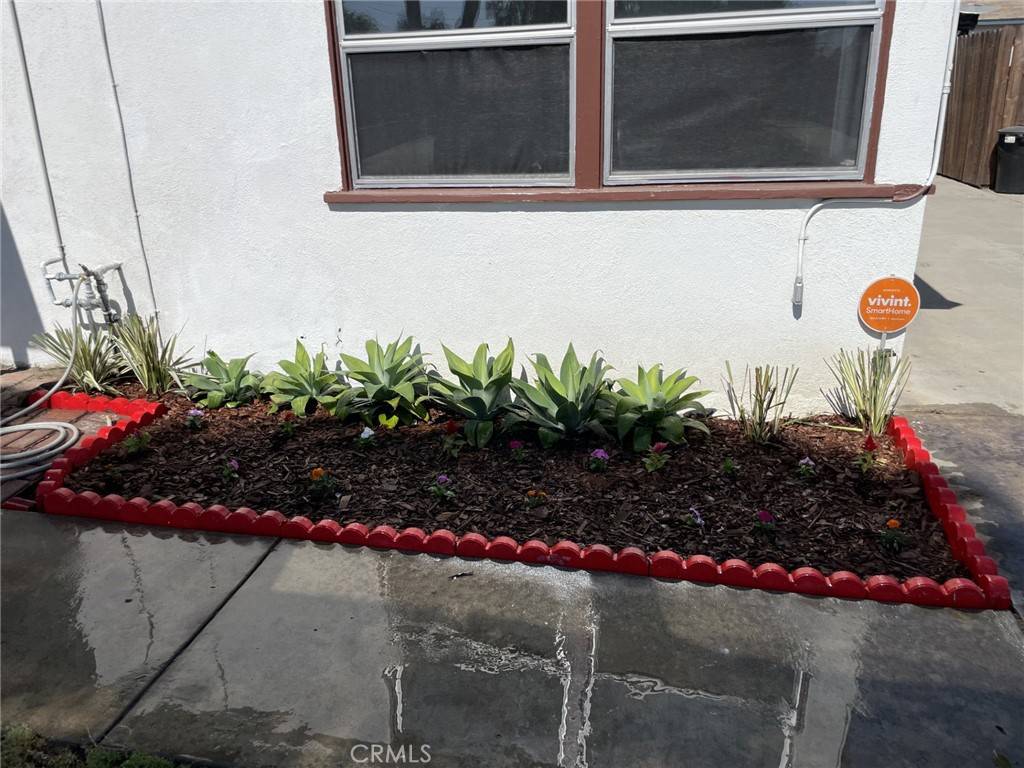 Santa Fe Springs, CA 90670,10813 Flallon AVE