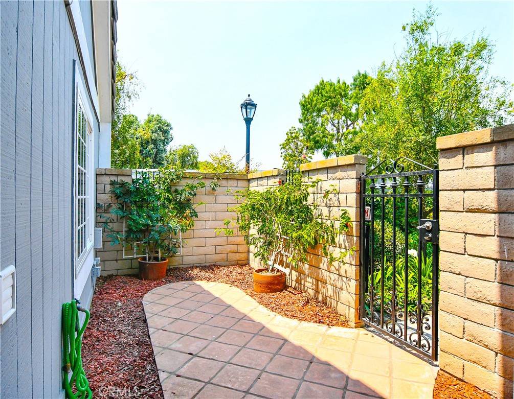 Huntington Beach, CA 92649,16178 Bimini LN