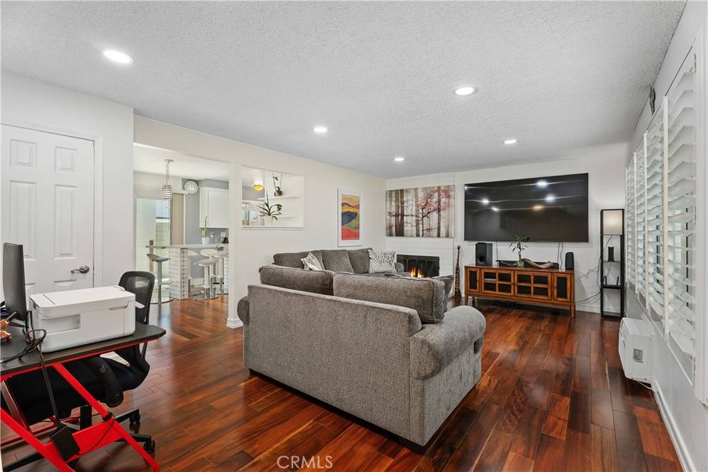 Tustin, CA 92780,1722 Mitchell AVE #168