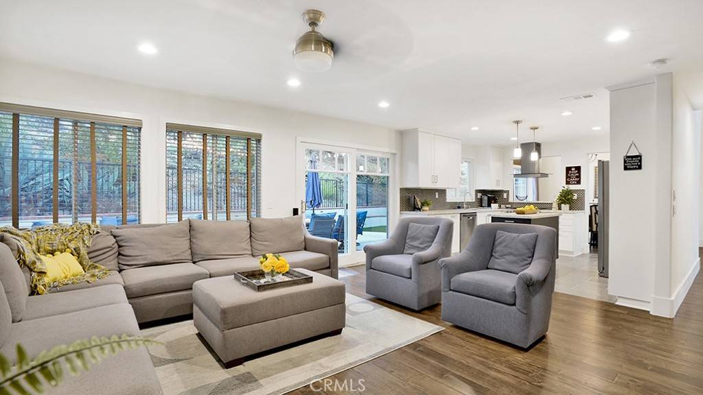 Trabuco Canyon, CA 92679,27 Apache DR