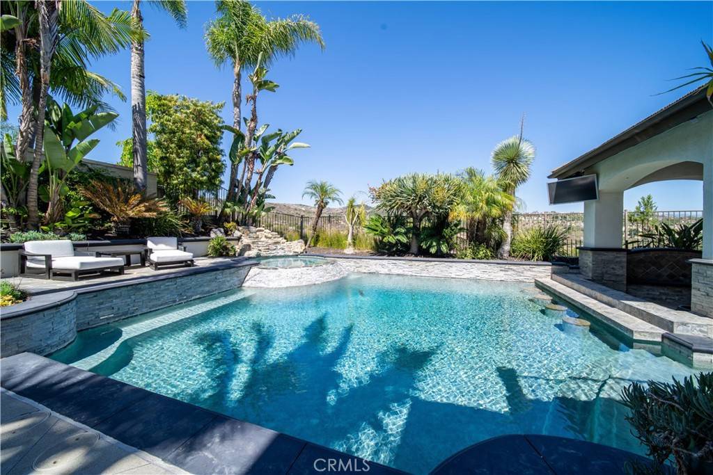 San Clemente, CA 92673,36 Via Divertirse