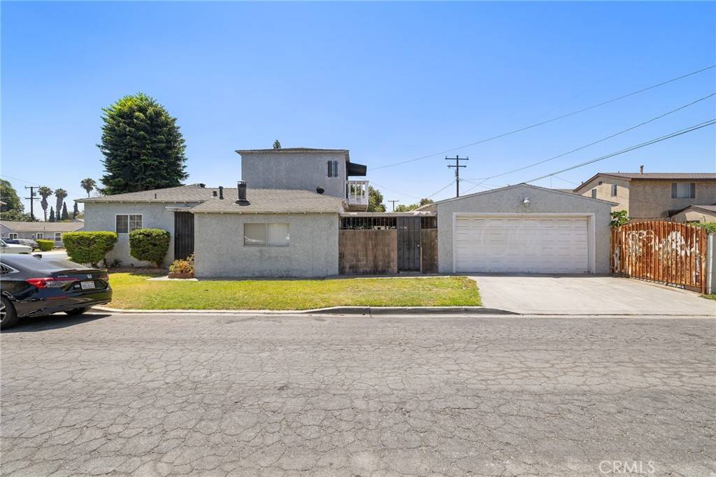 Compton, CA 90221,301 S Harris AVE