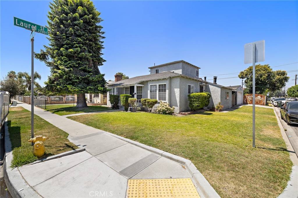 Compton, CA 90221,301 S Harris AVE