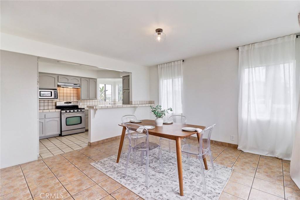 Downey, CA 90242,8200 Priscilla ST