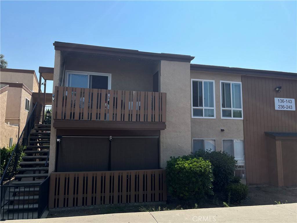 Escondido, CA 92026,1051 Rock Springs RD #241