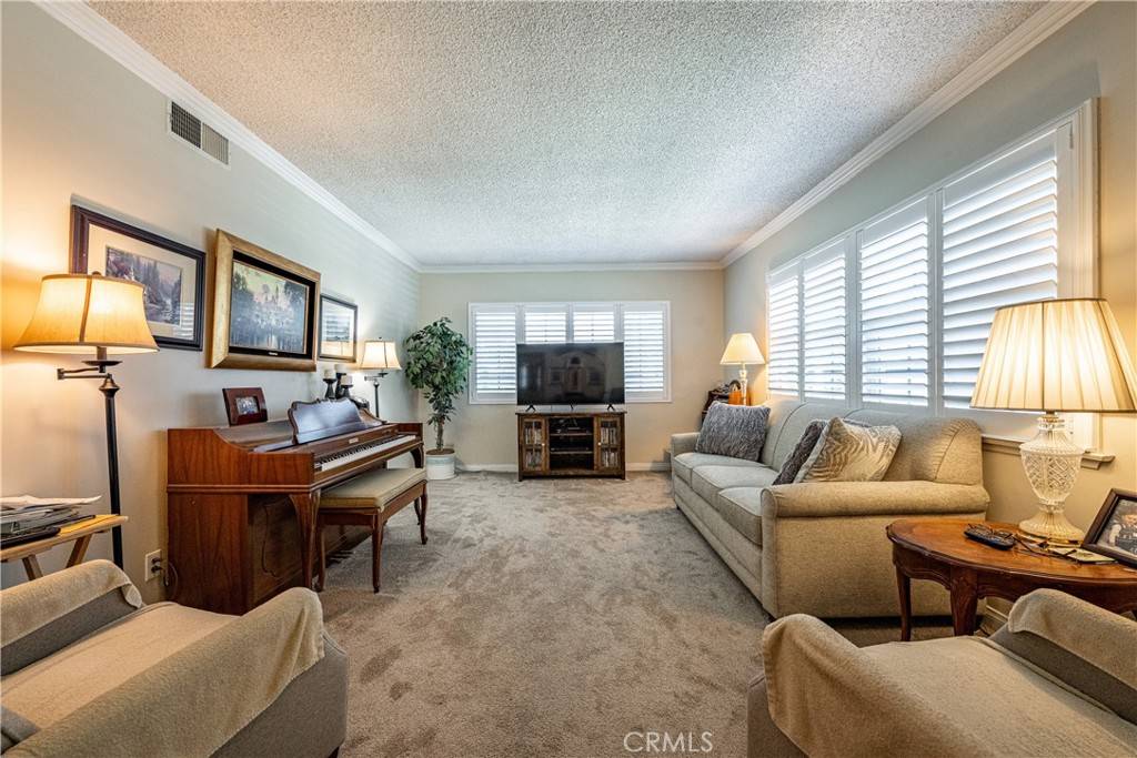 Montebello, CA 90640,917 N Sanchez ST