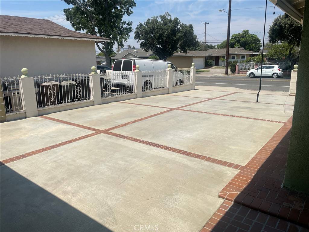 Anaheim, CA 92805,1316 E Romneya DR