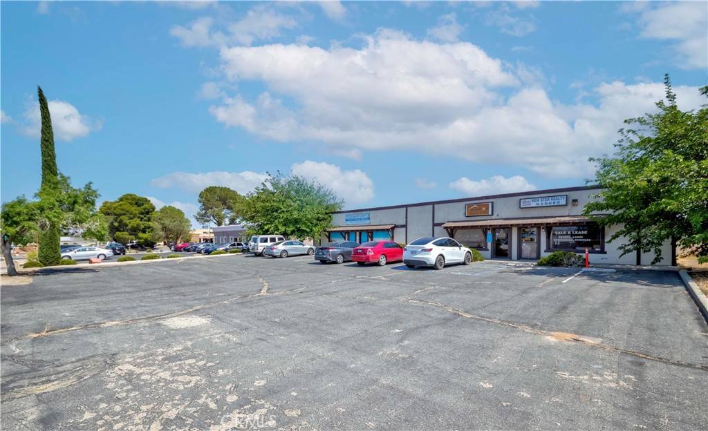 Victorville, CA 92392,15367 Bonanza RD