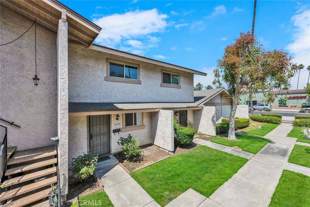 Placentia, CA 92870,1295 N Kraemer BLVD #23