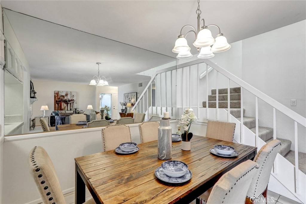 Costa Mesa, CA 92626,905 Powell CT