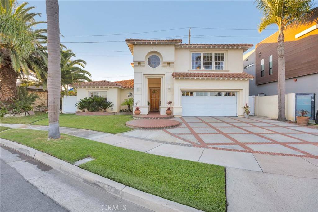 Huntington Beach, CA 92646,9112 Playa DR
