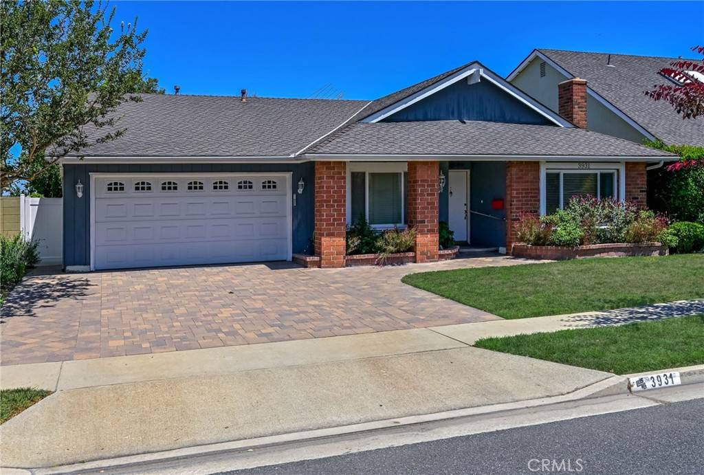 Los Alamitos, CA 90720,3931 Myra Ave.