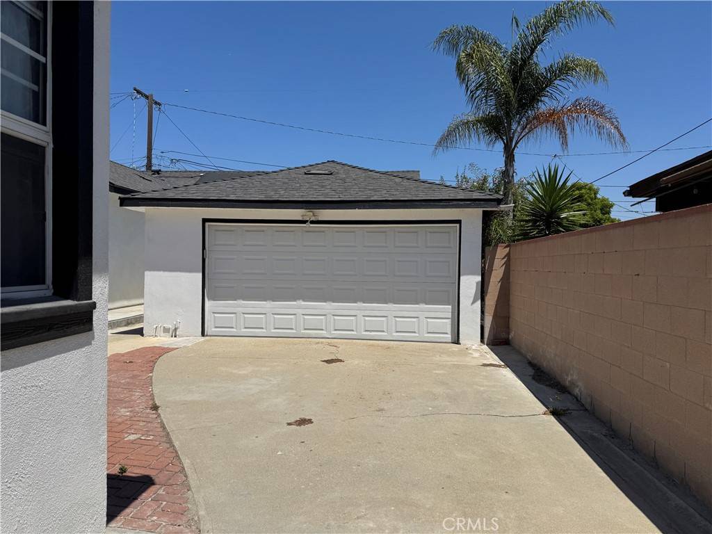 Gardena, CA 90249,1935 W 154th PL