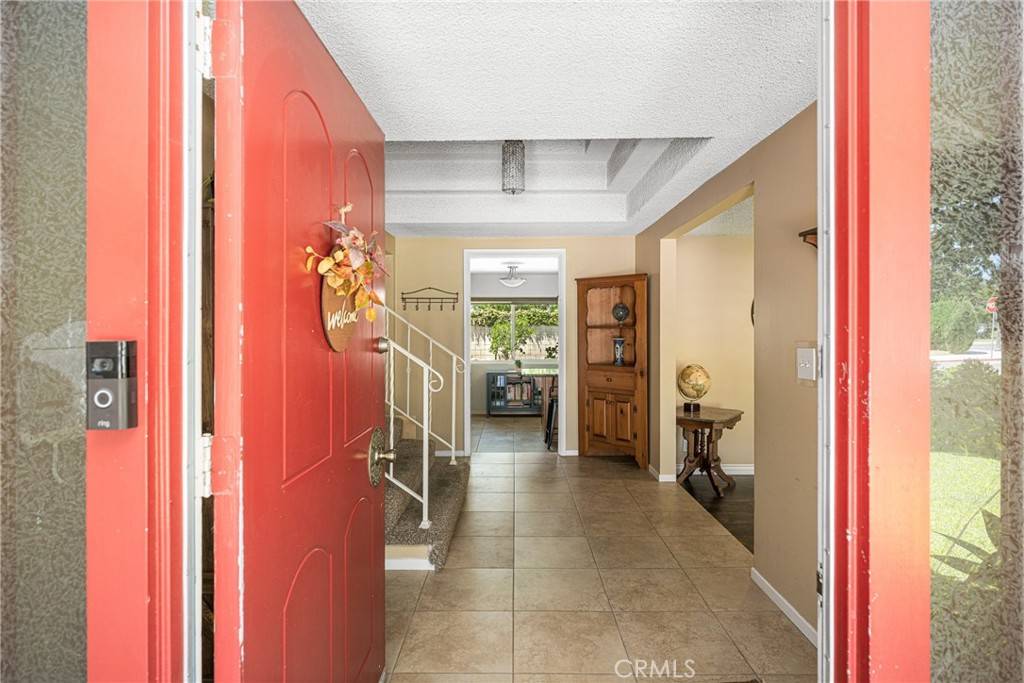 Santa Ana, CA 92705,2218 N Mantle Lane