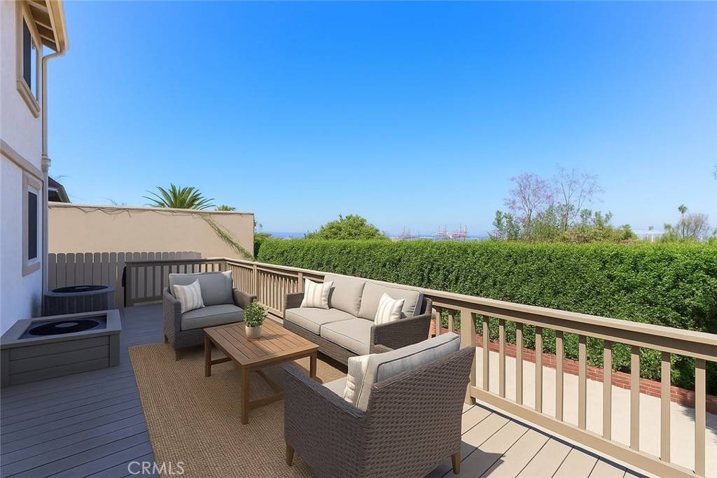 San Pedro, CA 90731,952 N Gaffey PL
