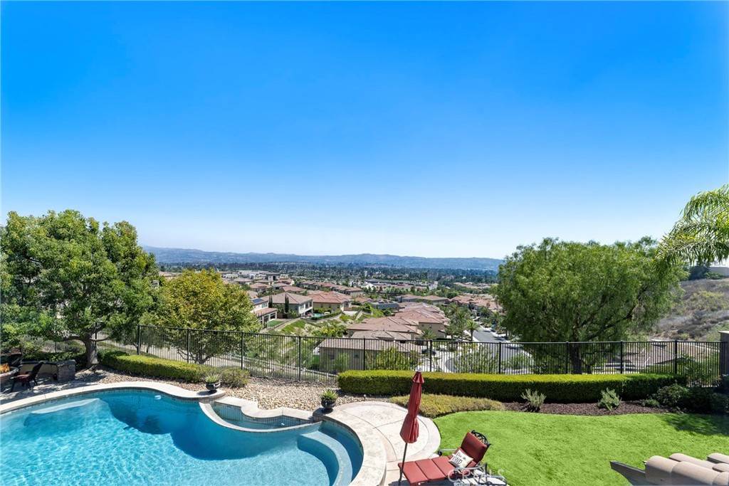 Yorba Linda, CA 92886,3836 Jutland LN