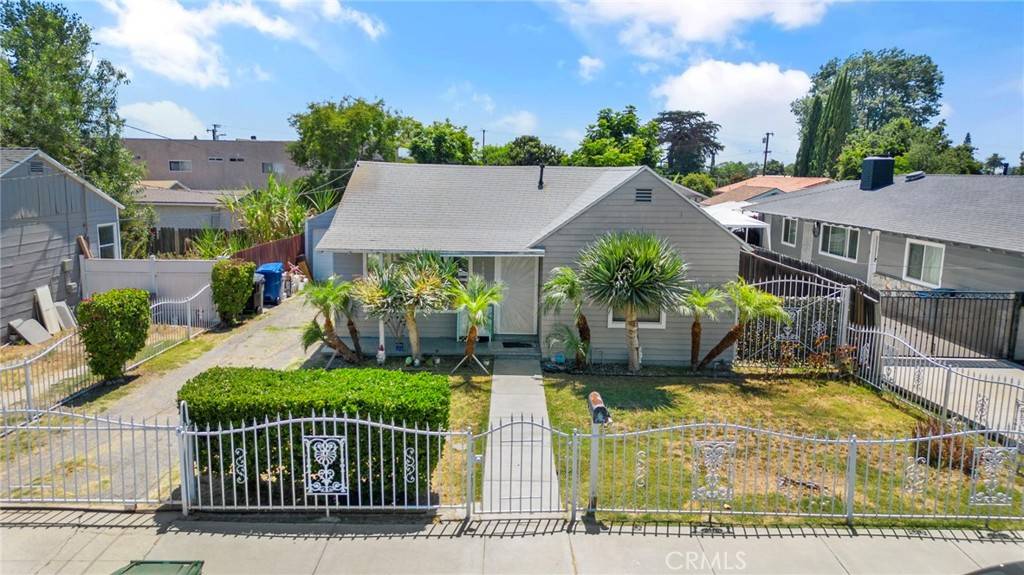 Whittier, CA 90602,12938 Helmer DR