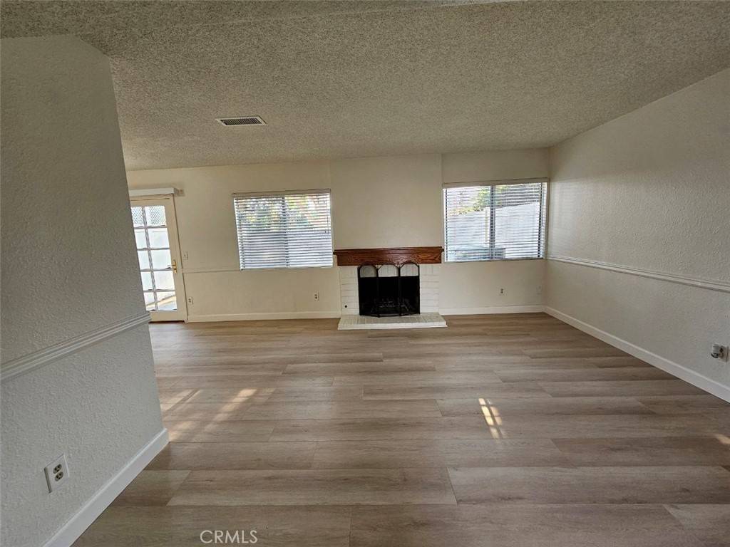 Cypress, CA 90630,5386 Villa WAY #14