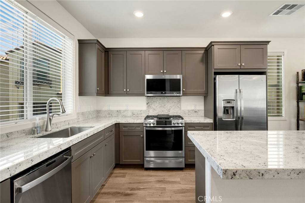 Yorba Linda, CA 92886,18310 Iris LN