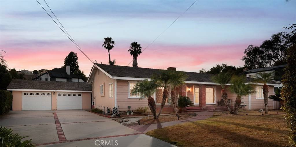 North Tustin, CA 92705,11211 Newport Ave.