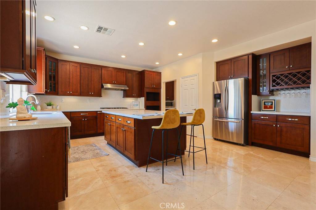 Yorba Linda, CA 92886,17160 Fremont LN