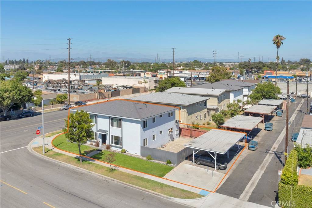 Bellflower, CA 90706,10004 Foster RD