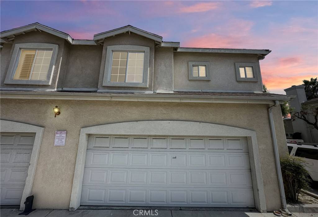 Downey, CA 90241,7969 Stewart And Gray RD