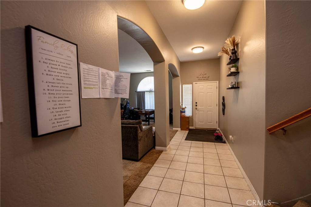 Bakersfield, CA 93311,803 Mountain Park DR