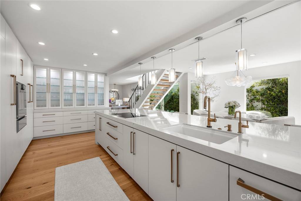 Lake Forest, CA 92630,21875 Huron LN
