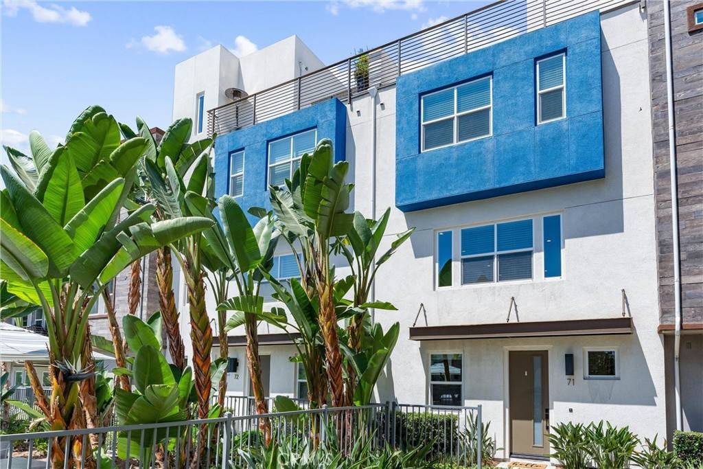 Anaheim, CA 92805,949 E Mason LN #71