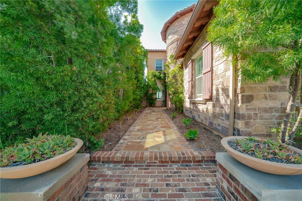 Lake Forest, CA 92630,17 Calliope