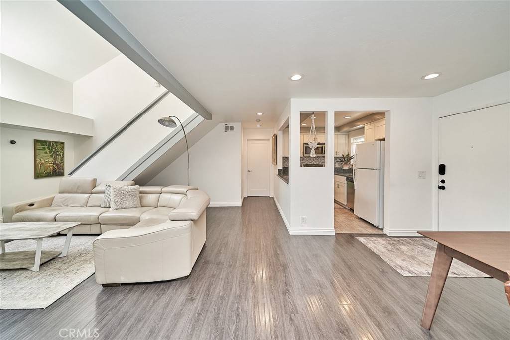 Long Beach, CA 90815,4146 E Mendez ST #326