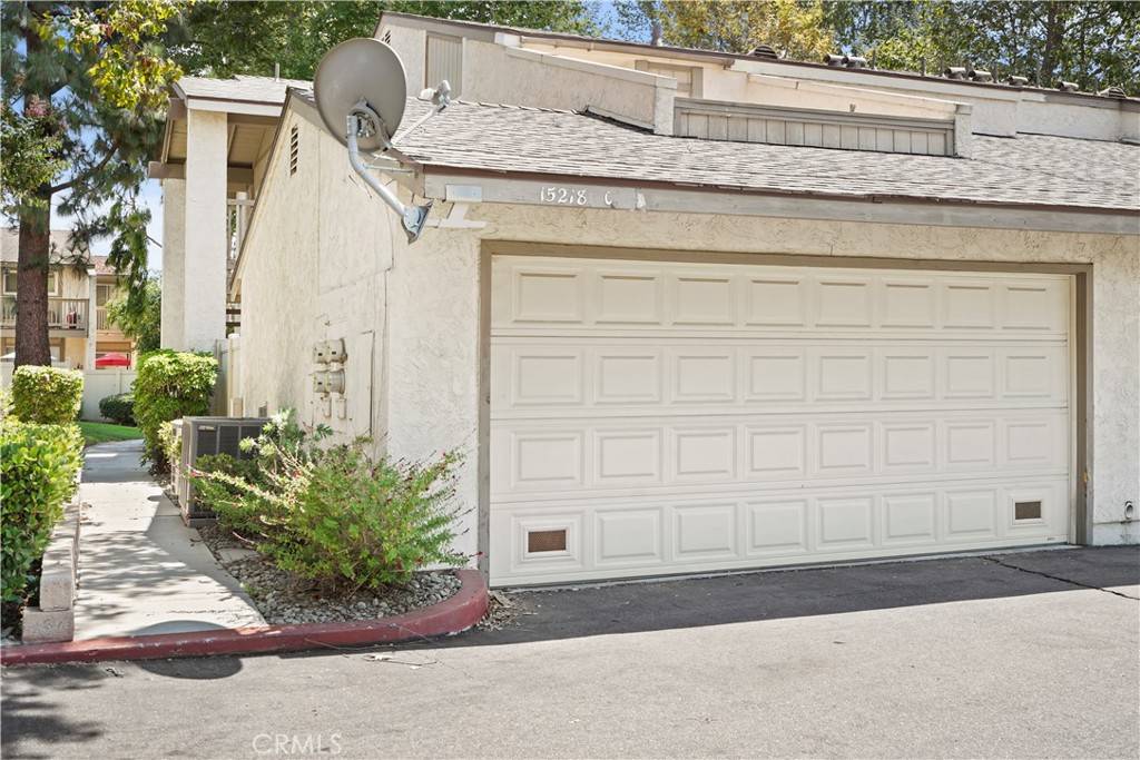 Moorpark, CA 93021,15218 Campus Park DR #C