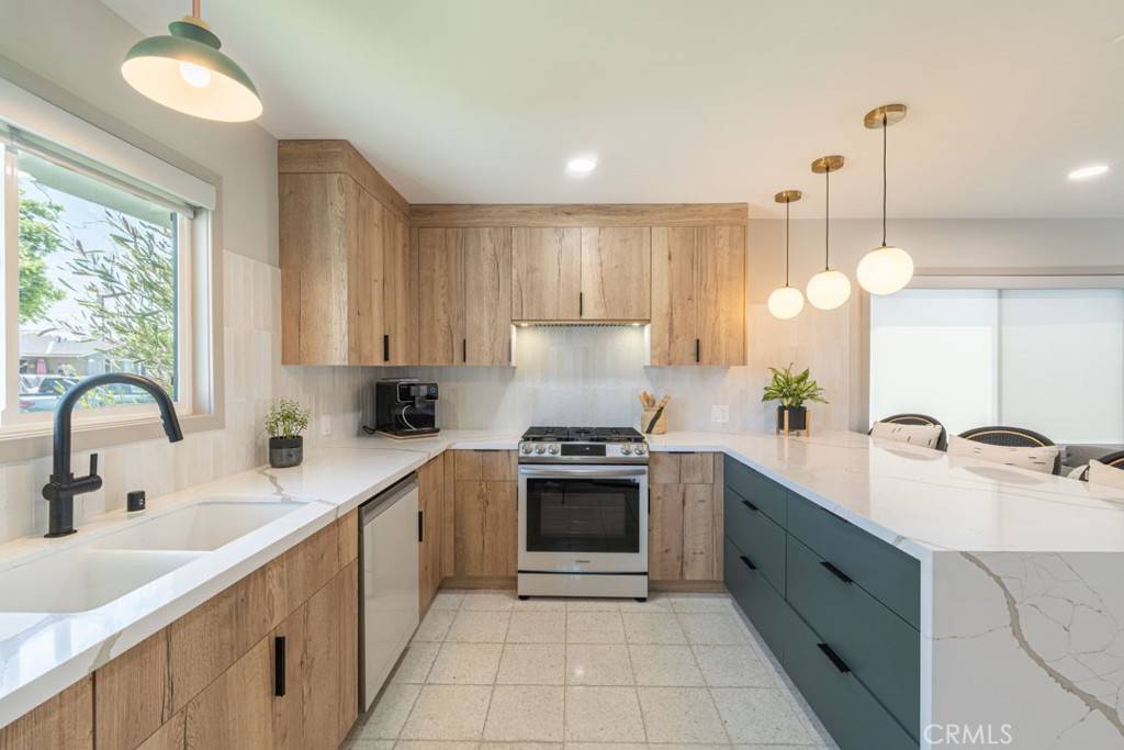 Long Beach, CA 90815,1937 Pattiz AVE
