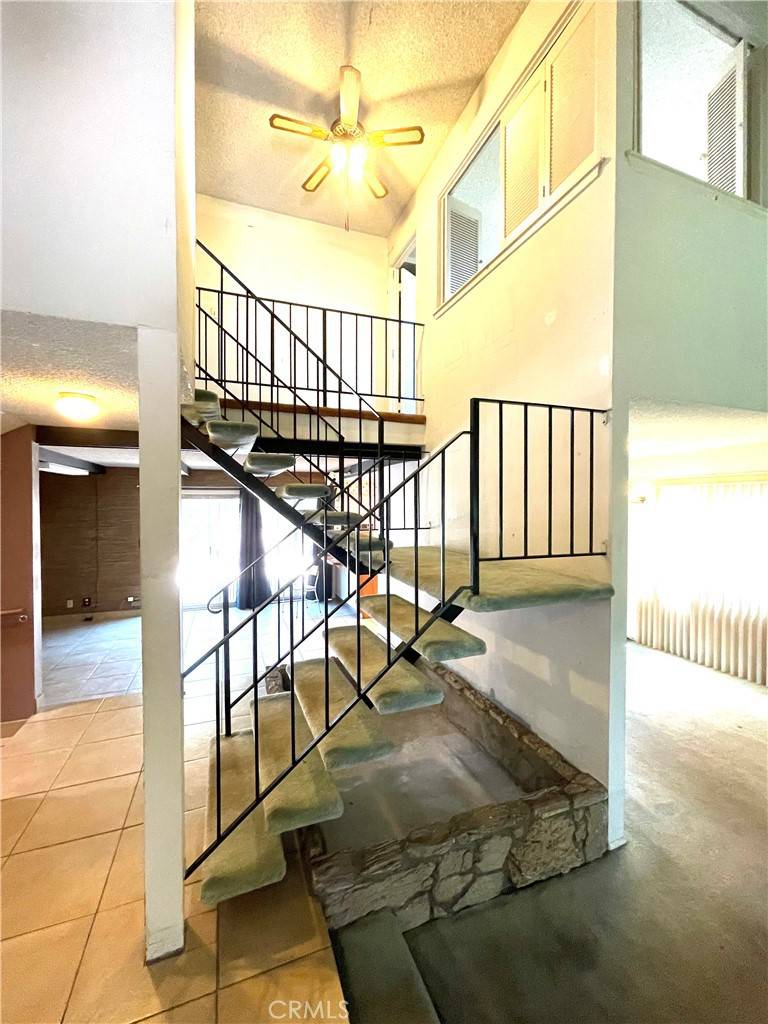 Harbor City, CA 90710,24224 Spicewood LN