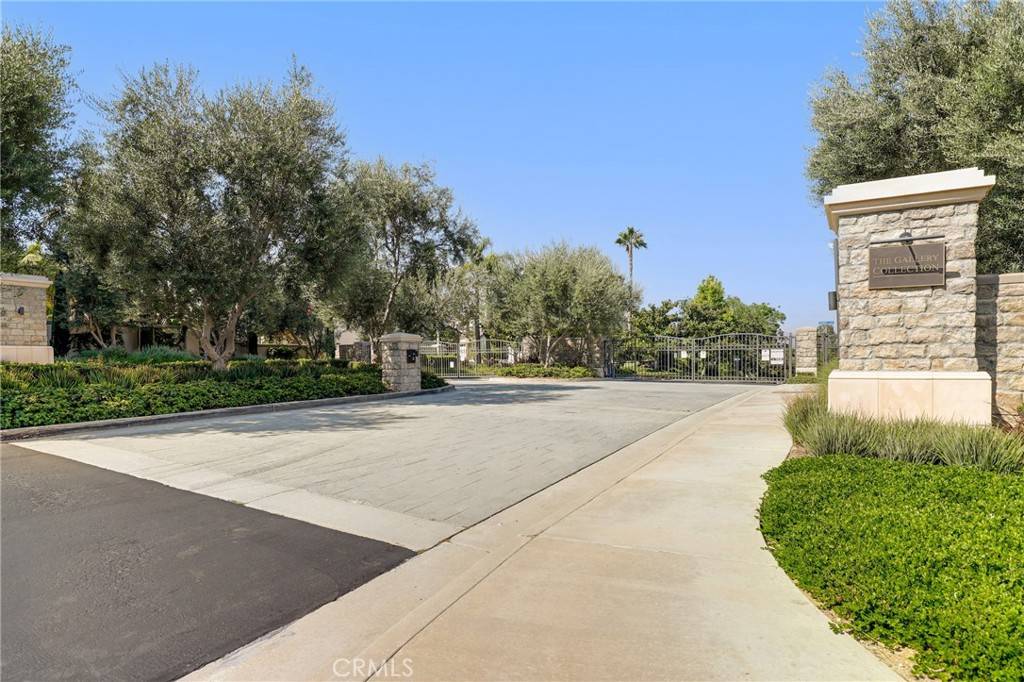 Fullerton, CA 92835,2549 Saratoga DR