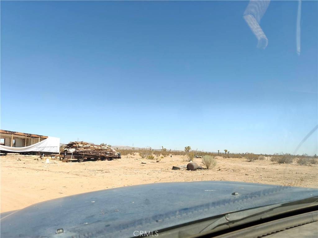 Adelanto, CA 92301,0 Juniper