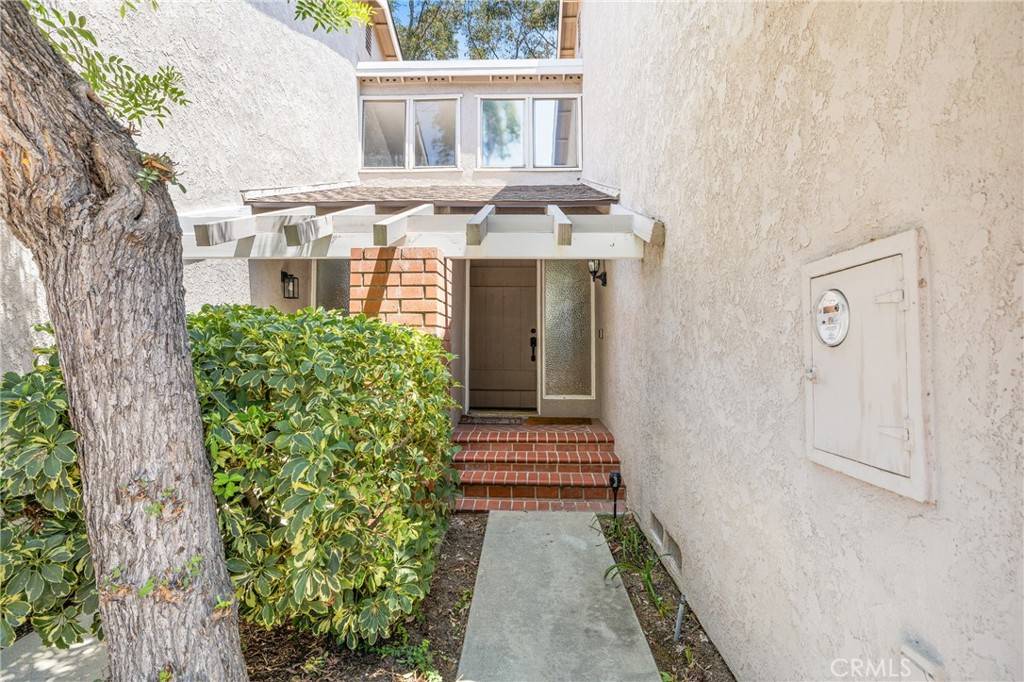 Anaheim, CA 92807,6577 E Camino #5