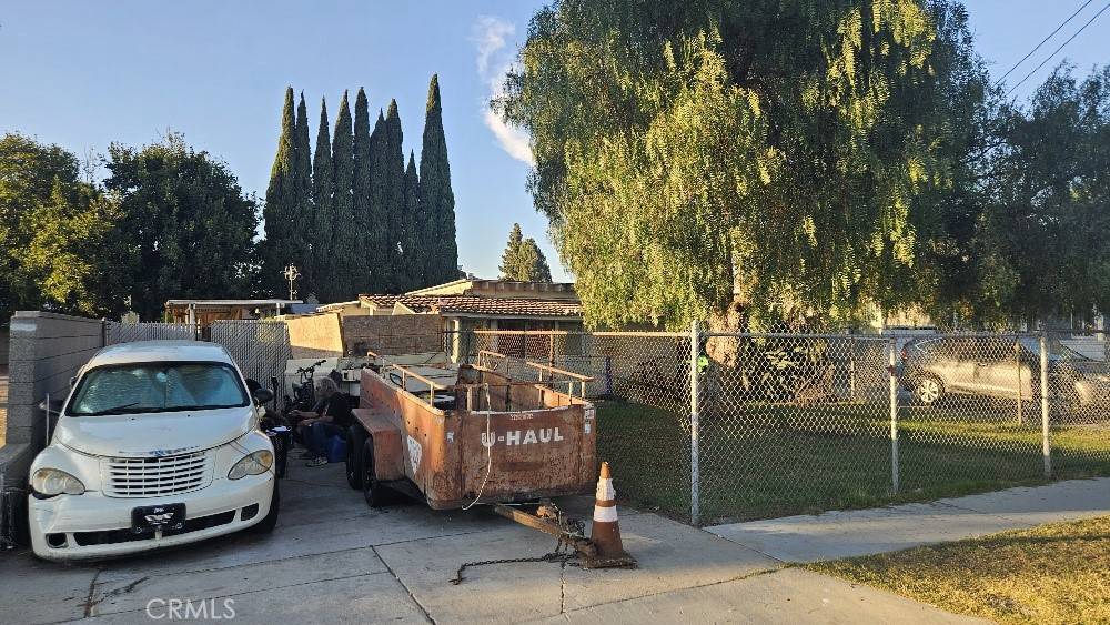 Buena Park, CA 90621,7541 5th ST