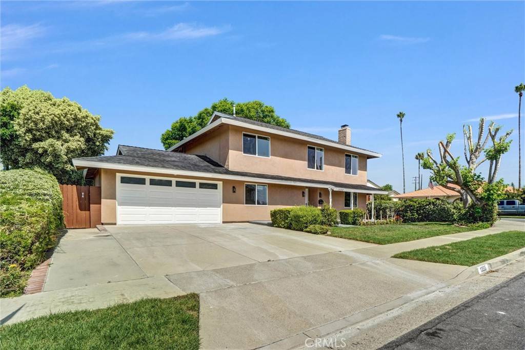 Placentia, CA 92870,1355 Limerick DR