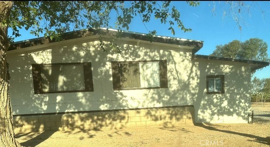 Phelan, CA 92371,5272 Duncan RD