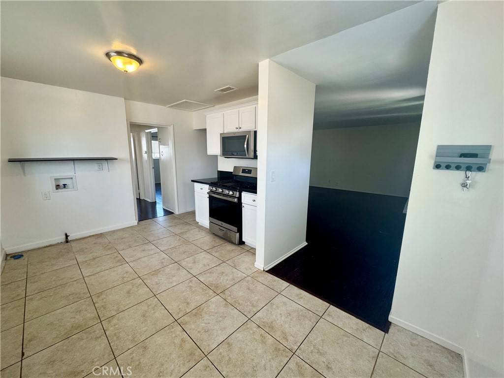 San Pedro, CA 90731,1056 W 25th ST