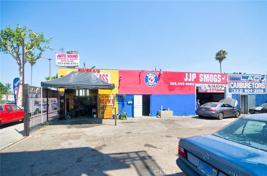Los Angeles, CA 90001,640 E Manchester AVE
